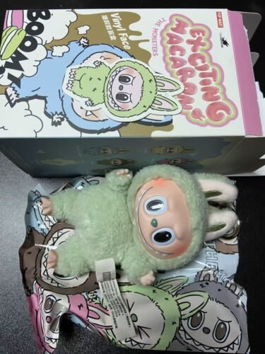 POPMART THE MONSTERS LABUBU Exciting Macaron Vinyl Face Blind Box photo review