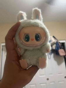 POPMART THE MONSTERS LABUBU Have a Seat Vinyl Plush Blind Box photo review