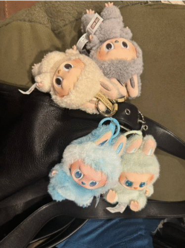 POPMART Labubu THE MONSTERS Big into Energy Series-Vinyl Plush Pendant Blind Box photo review