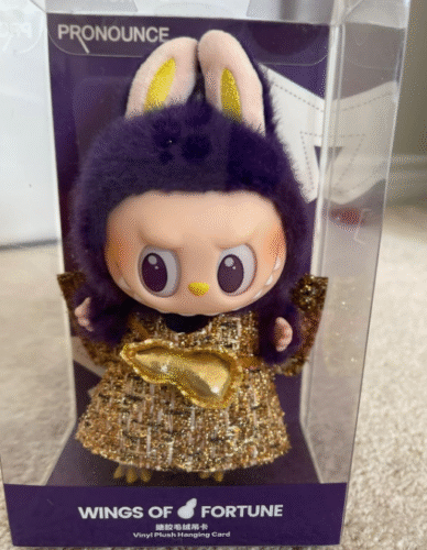 POPMART  LABUBU PRONOUNCE  WINGS OF FORTUNE Vinyl Plush Hanging Card photo review