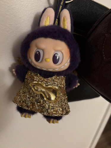 POPMART  LABUBU PRONOUNCE  WINGS OF FORTUNE Vinyl Plush Hanging Card photo review