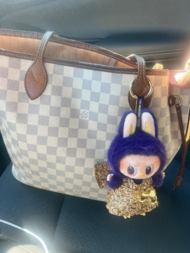 POPMART  LABUBU PRONOUNCE  WINGS OF FORTUNE Vinyl Plush Hanging Card photo review