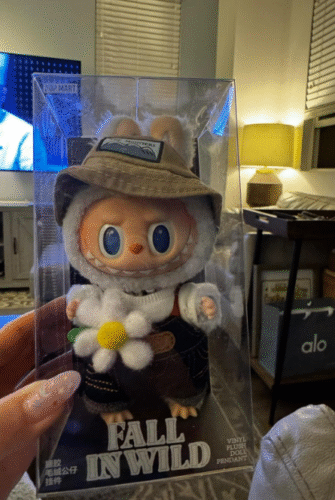 POPMART Labubu THE MONSTERS FALL IN WILD SERIES-Vinyl Plush Doll Pendant photo review