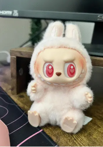 POPMART Labubu THE MONSTERS - Have a Seat Vinyl Plush Blind Box photo review