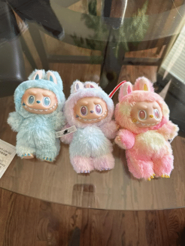 POPMART  THE MONSTERS LABUBU Big into Energy Series-Vinyl Plush Pendant Blind Box photo review