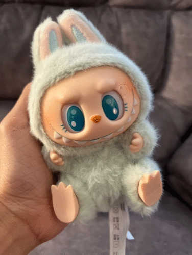 POPMART THE MONSTERS LABUBU Have a Seat Vinyl Plush Blind Box photo review