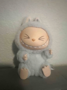 POPMART THE MONSTERS LABUBU Have a Seat Vinyl Plush Blind Box photo review