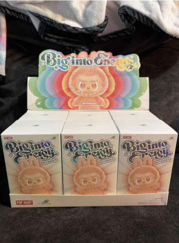 POPMART  THE MONSTERS LABUBU Big into Energy Series-Vinyl Plush Pendant Blind Box photo review