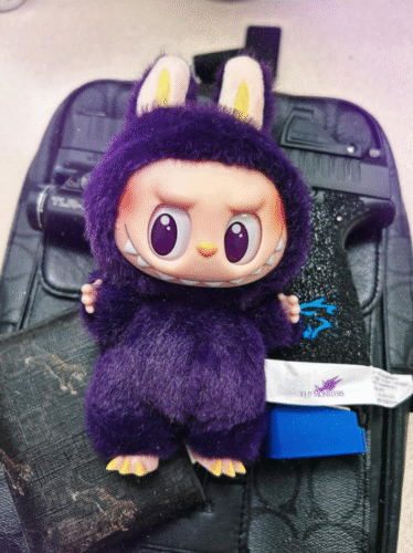 POPMART  LABUBU PRONOUNCE  WINGS OF FORTUNE Vinyl Plush Hanging Card photo review