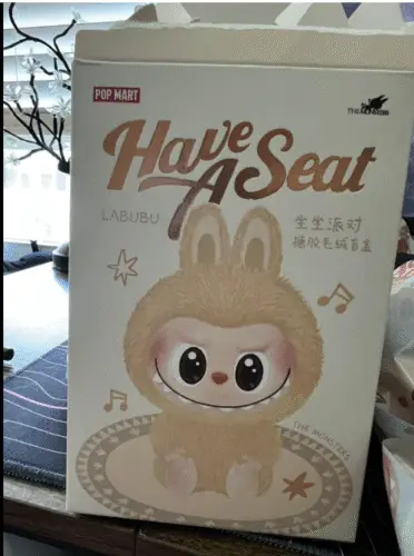 POPMART Labubu THE MONSTERS - Have a Seat Vinyl Plush Blind Box photo review